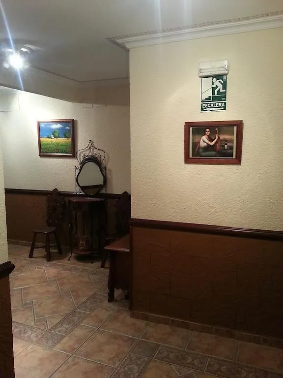 Hostal Restaurante El Cazador Инохоса-дель-Дуке