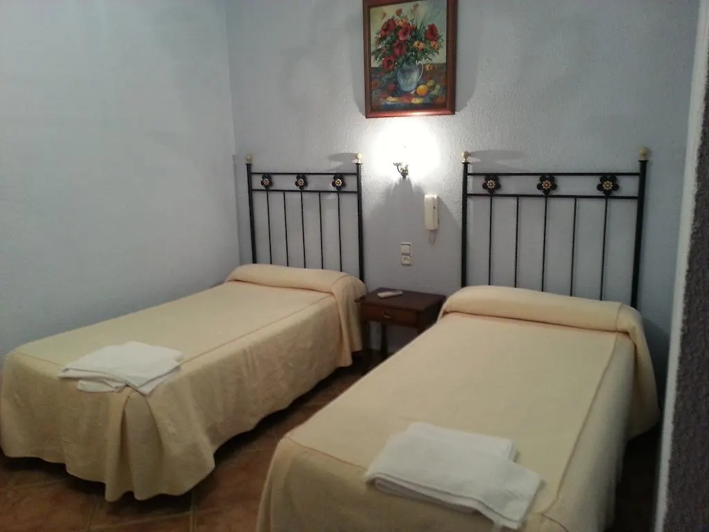 Hostal Restaurante El Cazador Инохоса-дель-Дуке