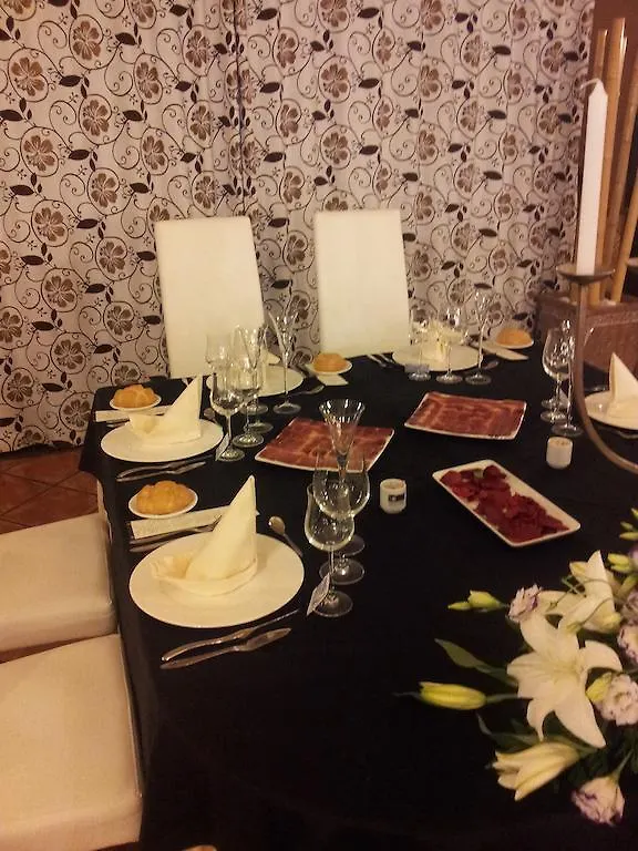 Hostal Restaurante El Cazador Hinojosa del Duque España